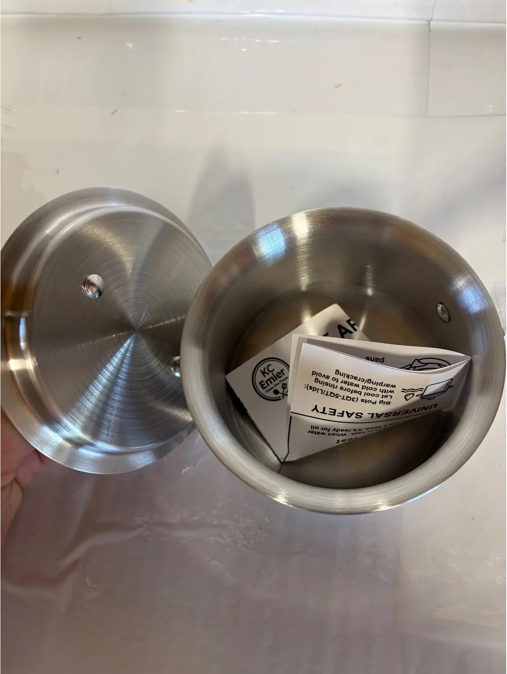 KC-Emier Stainless Steel Saucepan with Lid and White Handle